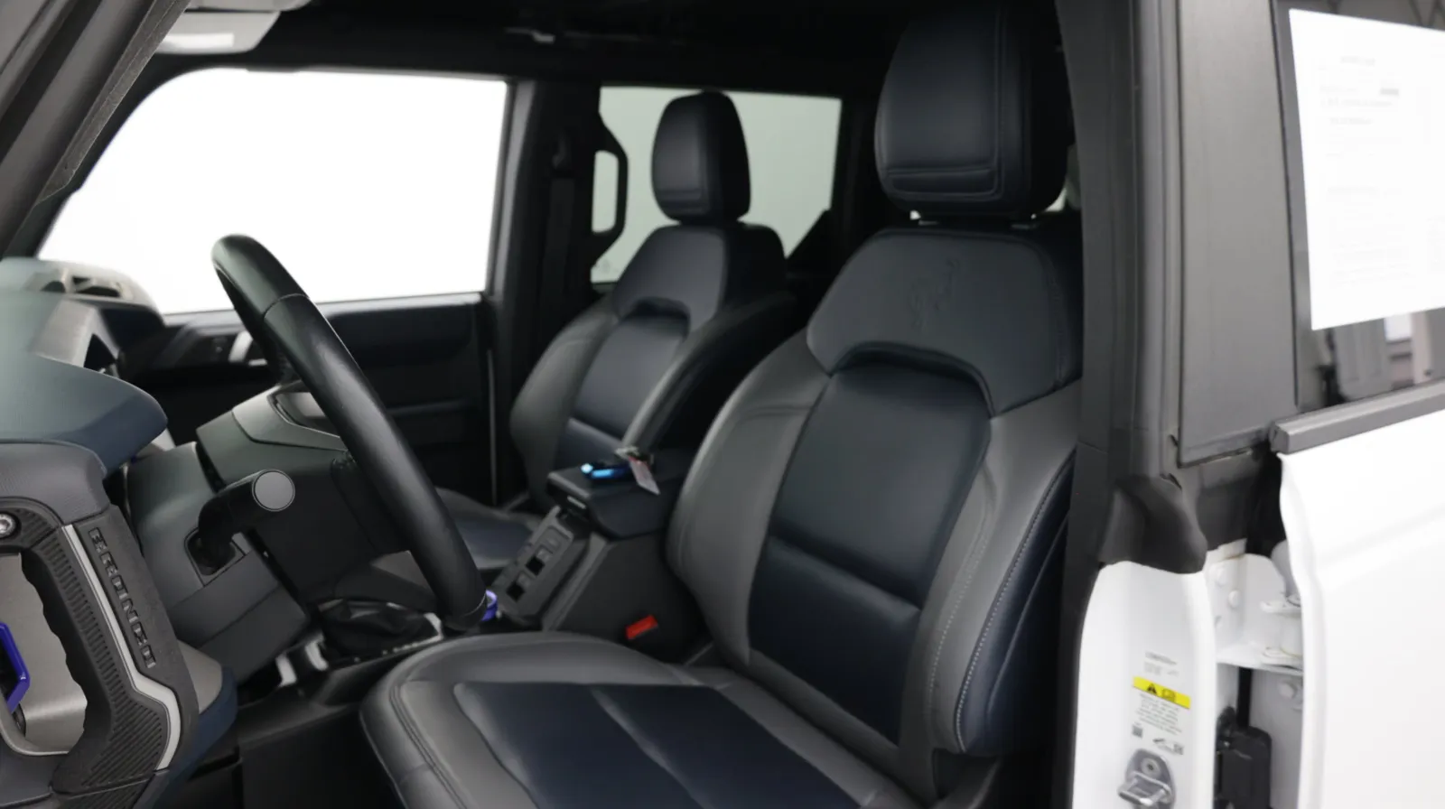 Ford Bronco photo 20