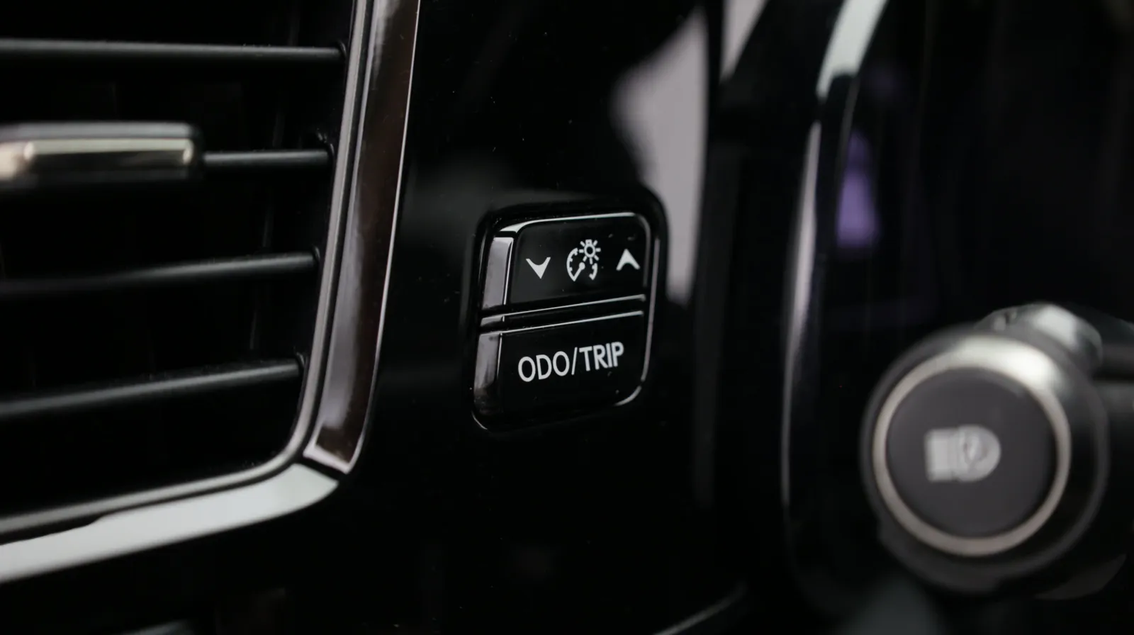 Lexus NX photo 17
