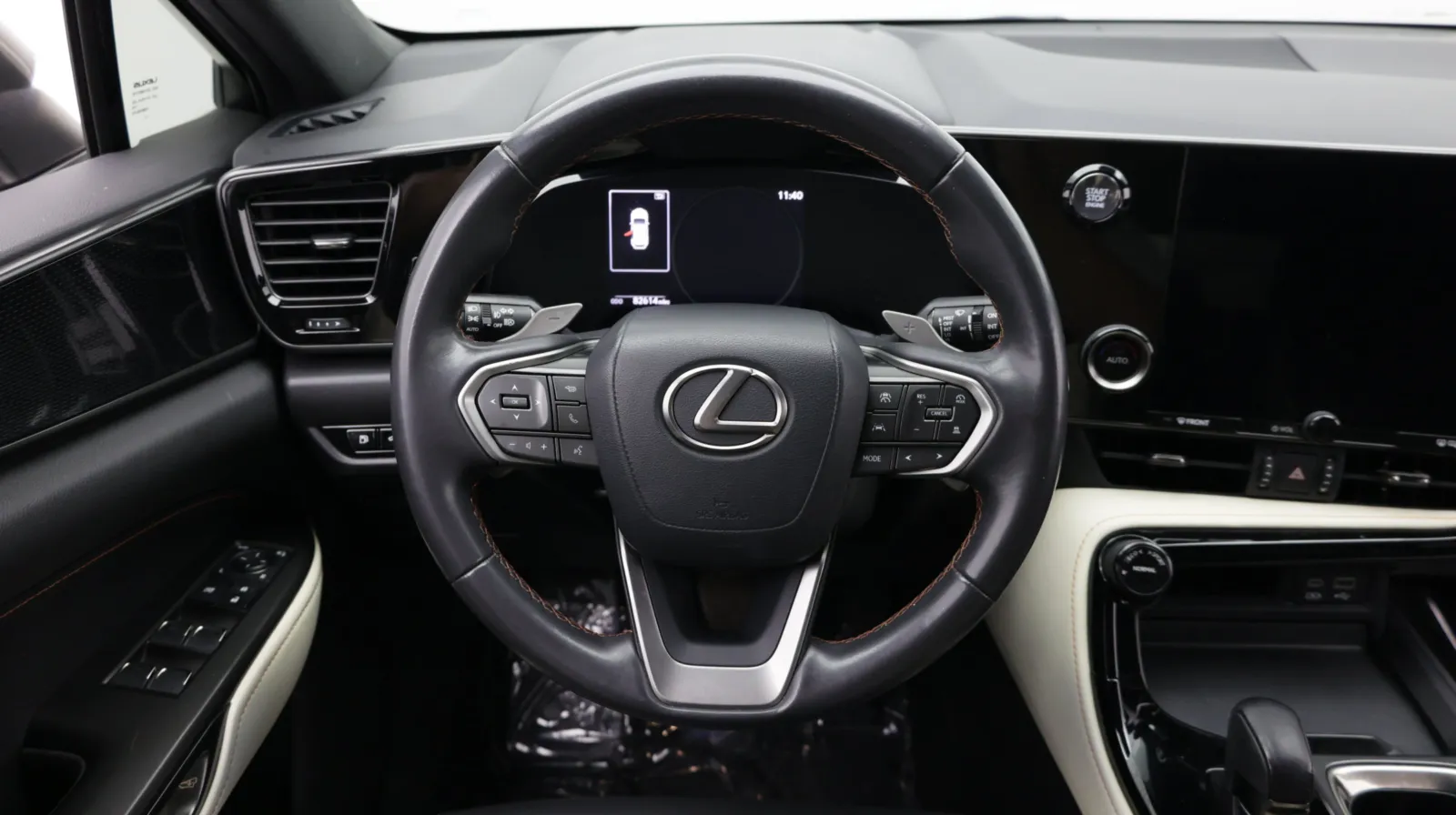 Lexus NX photo 28