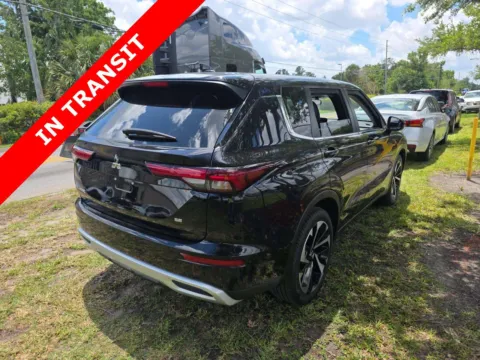 More photos of 2024 Mitsubishi Outlander SE at Auto Boutique Florida, FL