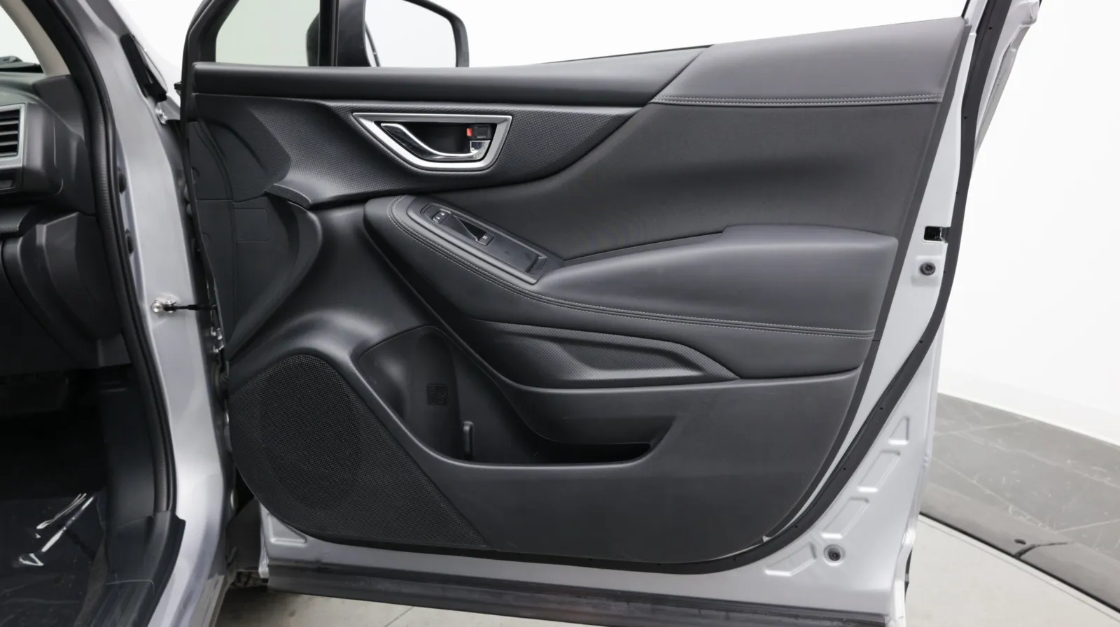 Subaru Forester photo 37
