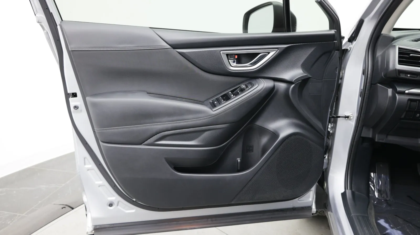 Subaru Forester photo 13