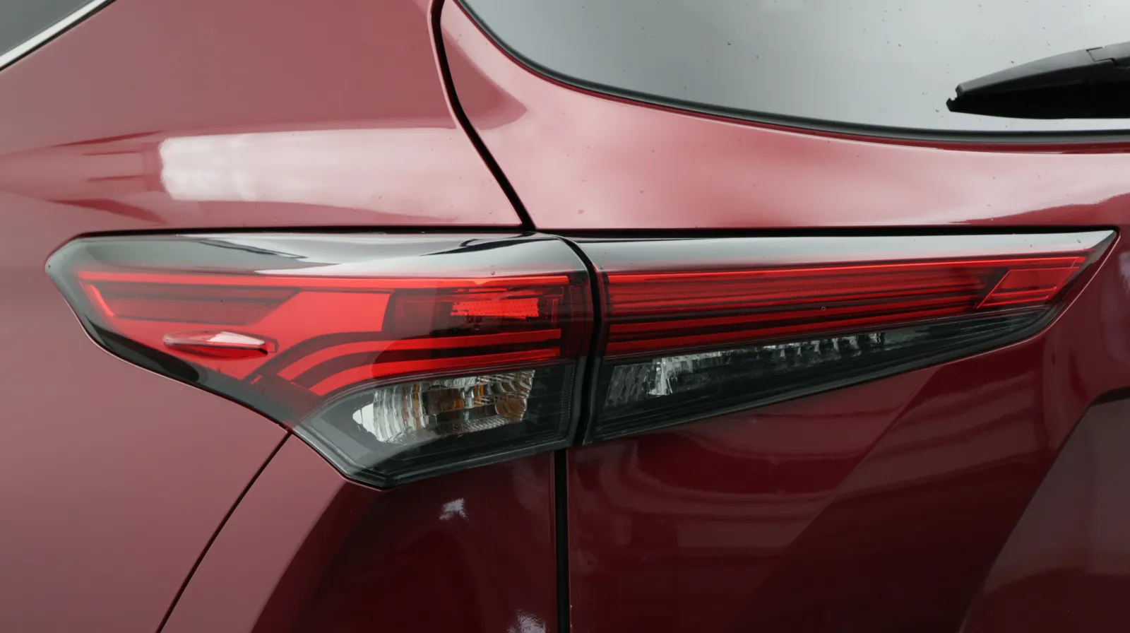 Toyota Highlander photo 14