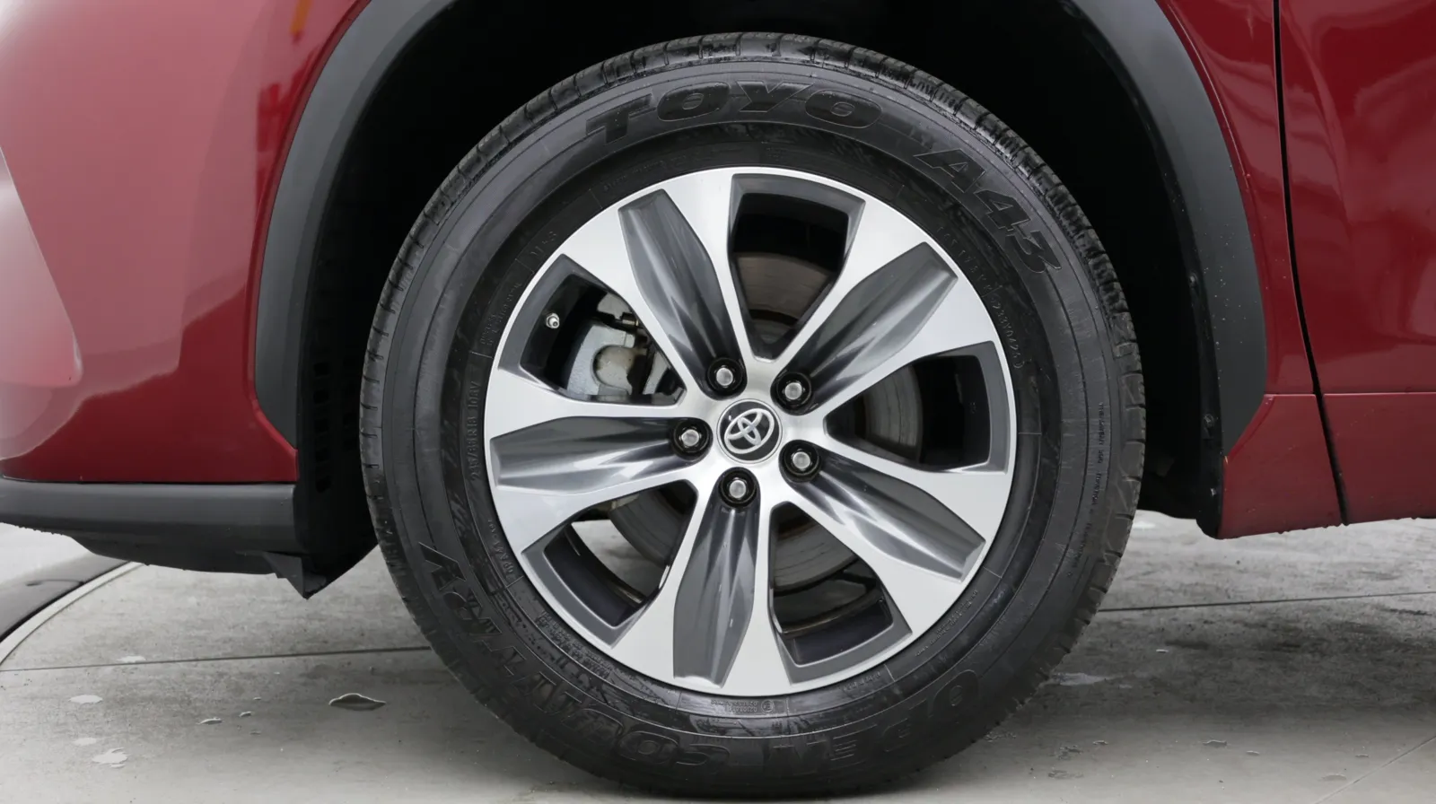 Toyota Highlander photo 12