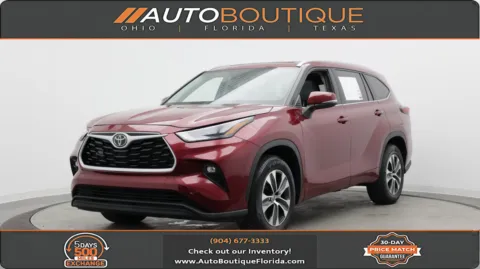 Red 2022 Toyota Highlander XLE for sale in Jacksonville, FL