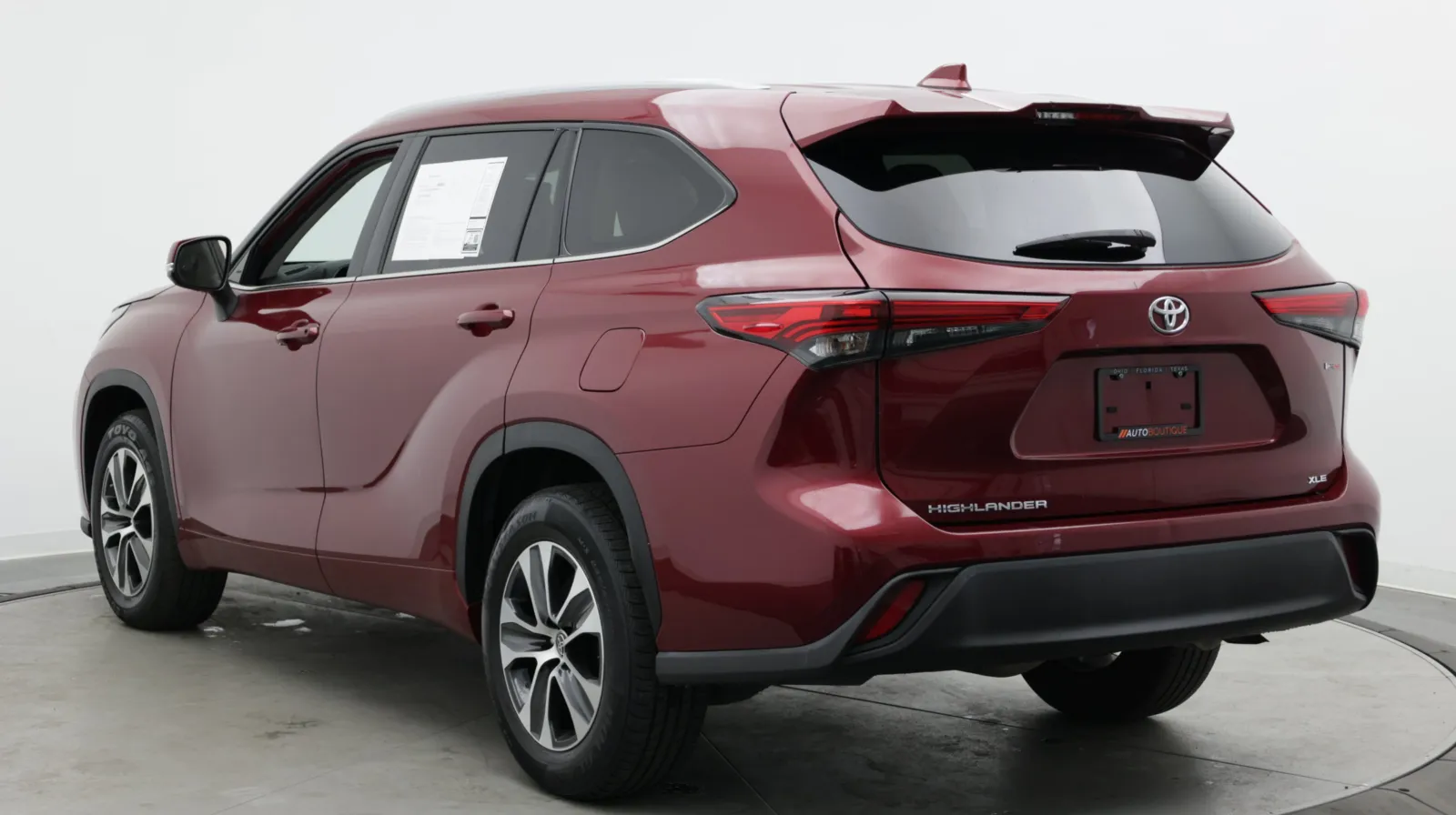 Toyota Highlander photo 6