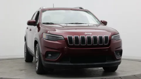 Photos of 2019 Jeep Cherokee Latitude Plus for sale in Jacksonville, FL at Auto Boutique Florida
