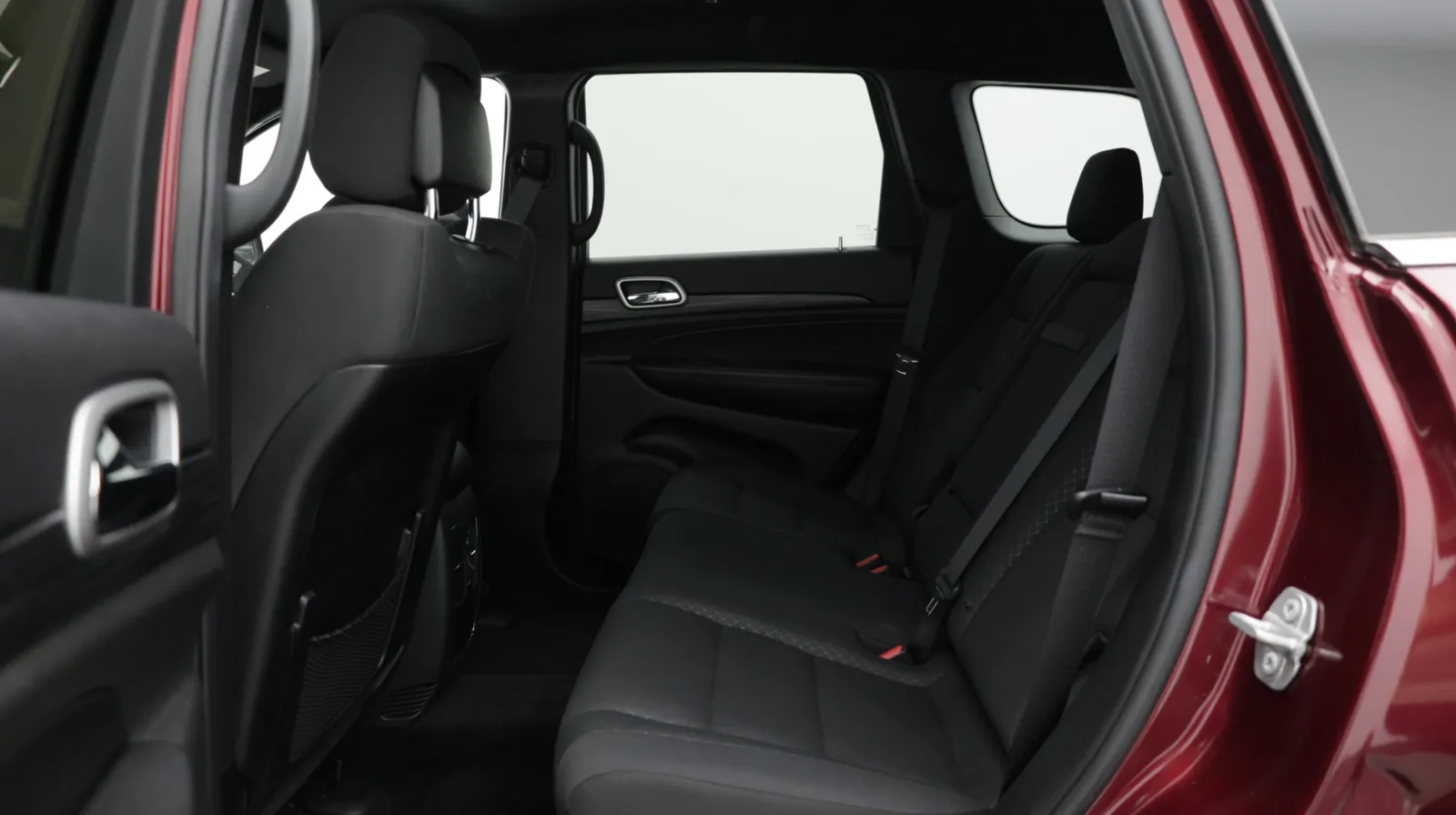 Jeep Grand Cherokee photo 29