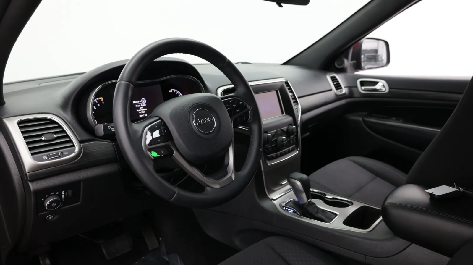 Jeep Grand Cherokee photo 13