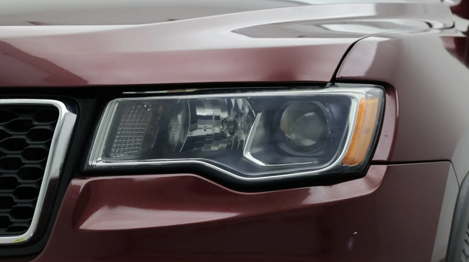 Jeep Grand Cherokee photo 8