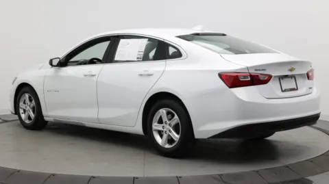 More photos of 2023 Chevrolet Malibu LT at Auto Boutique Florida, FL