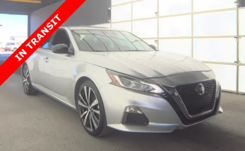 Another view of 2022 Nissan Altima 2.5 SR for sale in Jacksonville, FL at Auto Boutique Florida