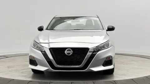 Photos of 2022 Nissan Altima 2.5 SR for sale in Jacksonville, FL at Auto Boutique Florida