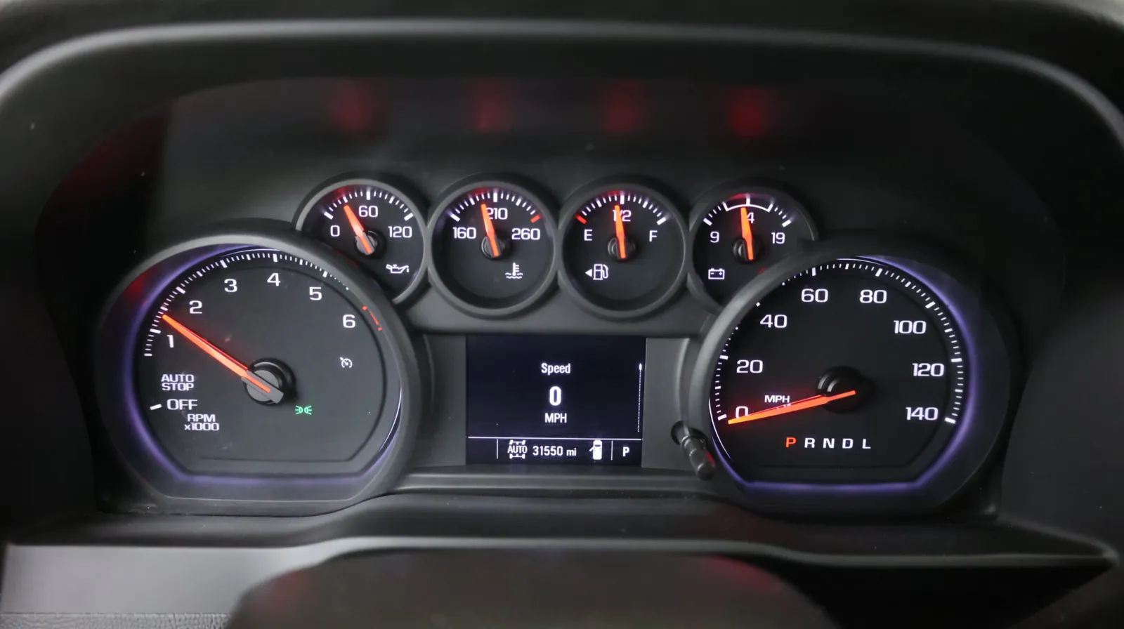 Chevrolet Silverado photo 28
