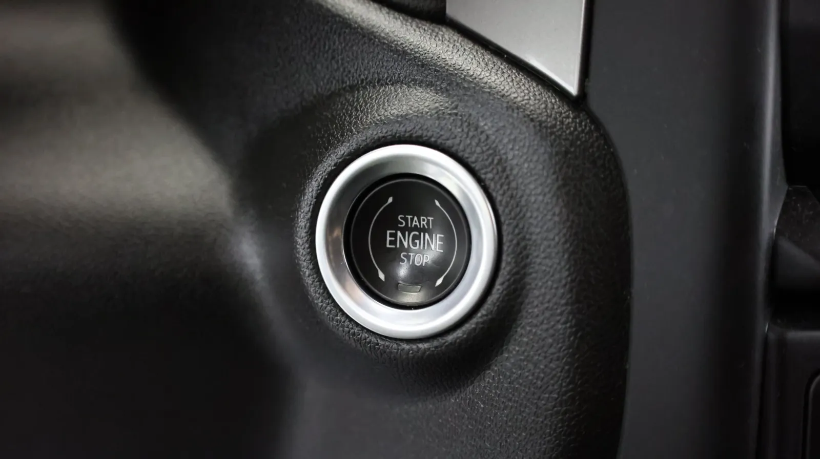 Chevrolet Silverado photo 25