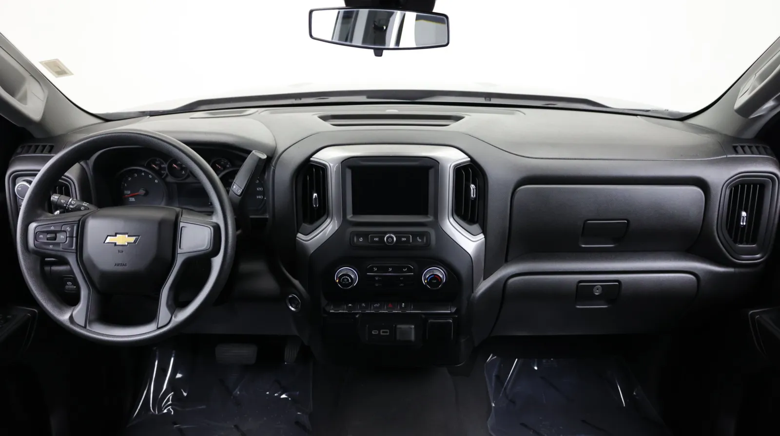 Chevrolet Silverado photo 35
