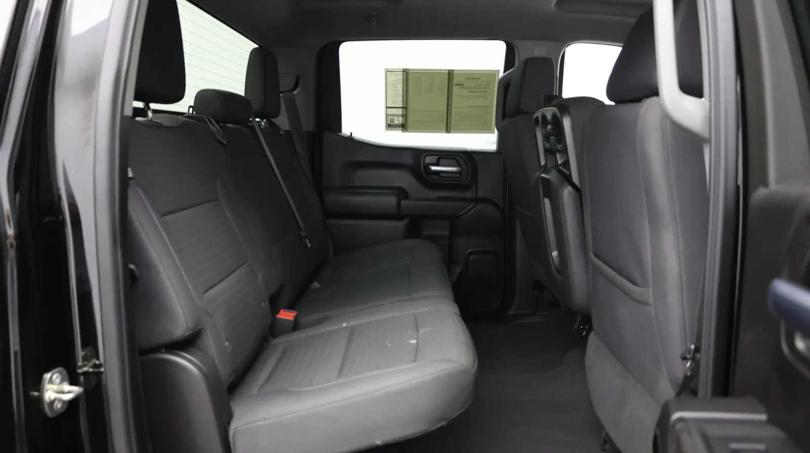 Chevrolet Silverado photo 39