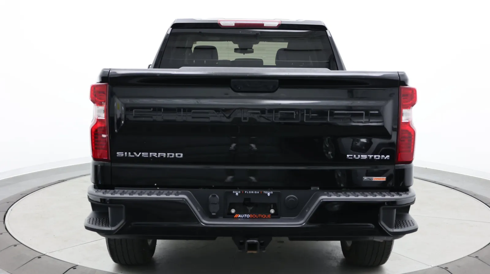 Chevrolet Silverado photo 6