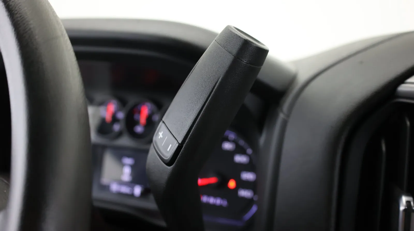 Chevrolet Silverado photo 30