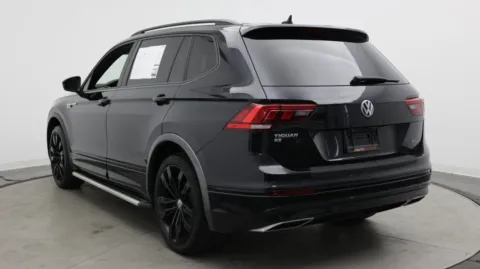 More photos of 2020 Volkswagen Tiguan SE R-Line Black at Auto Boutique Florida, FL