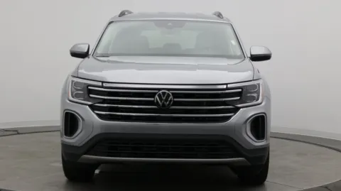 Photos of 2026 Volkswagen Atlas 2.0T SE for sale in Jacksonville, FL at Auto Boutique Florida