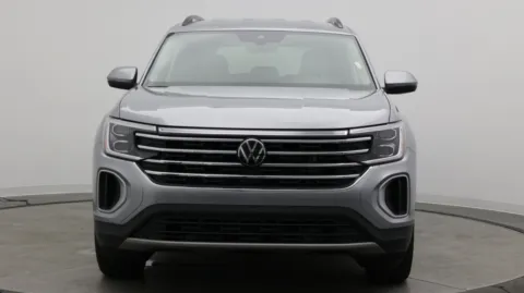 Photos of 2026 Volkswagen Atlas 2.0T SE for sale in Jacksonville, FL at Auto Boutique Florida