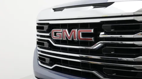 More photos of 2024 GMC Sierra 1500 SLT at Auto Boutique Florida, FL