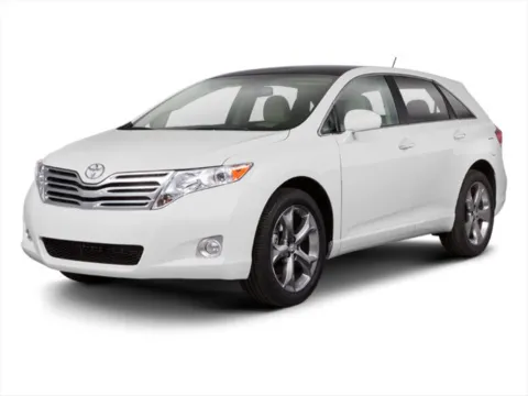 Gold 2010 Toyota Venza FWD V6 for sale in Jacksonville, FL