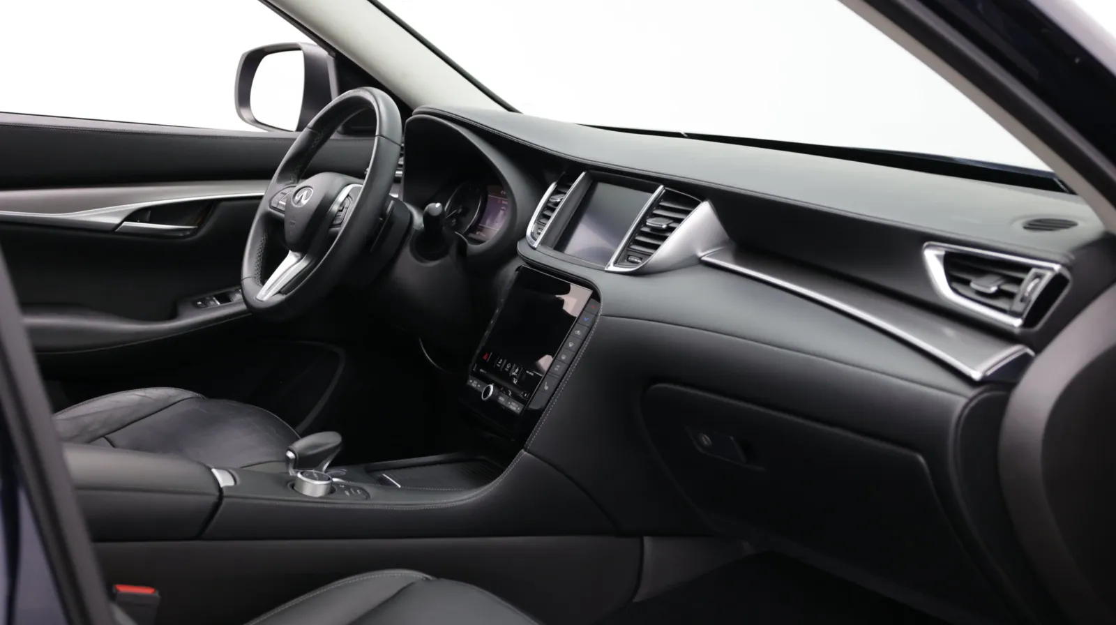Infiniti QX50 photo 43