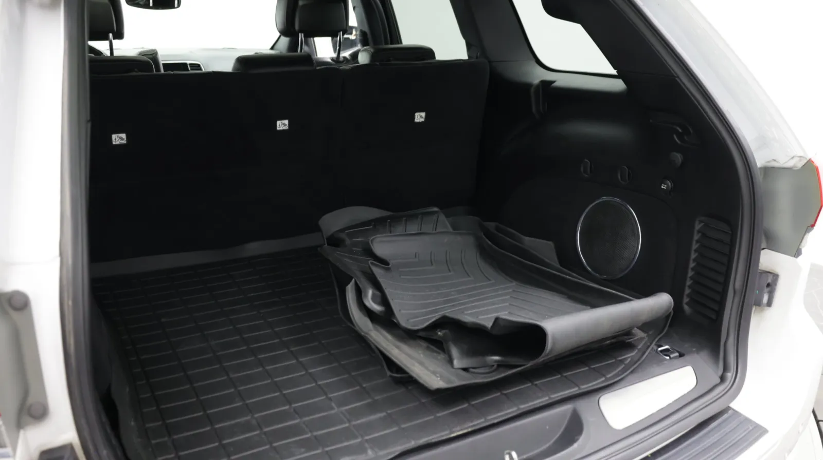 Jeep Grand Cherokee photo 31