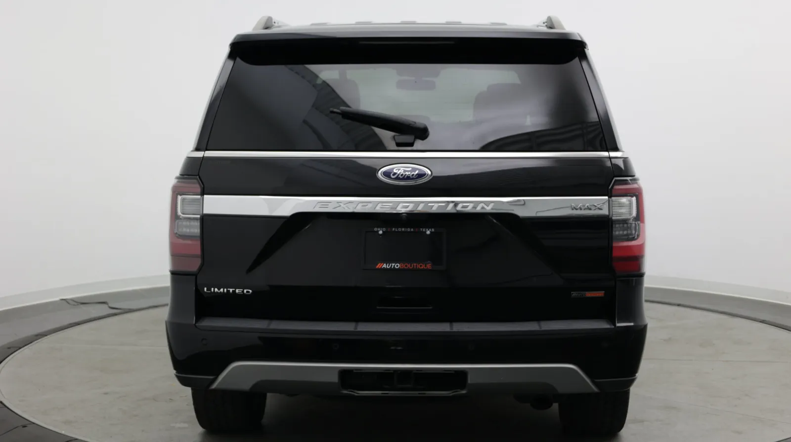 Ford Expedition MAX photo 8