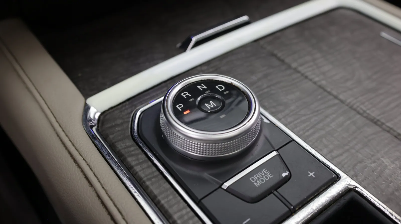 Ford Expedition MAX photo 21