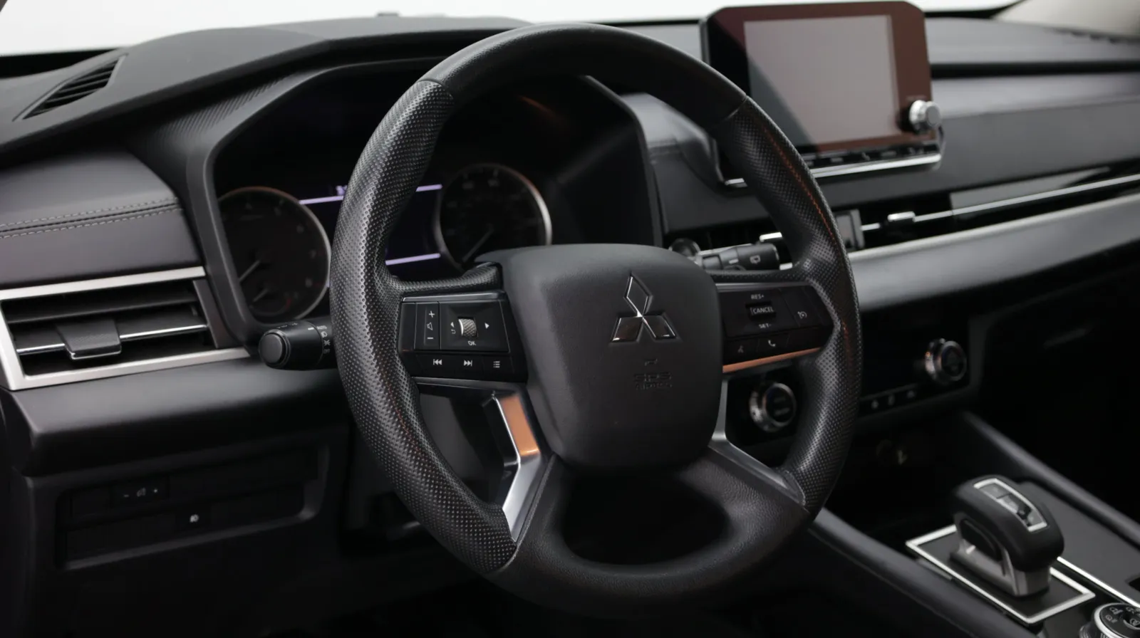 Mitsubishi Outlander photo 11