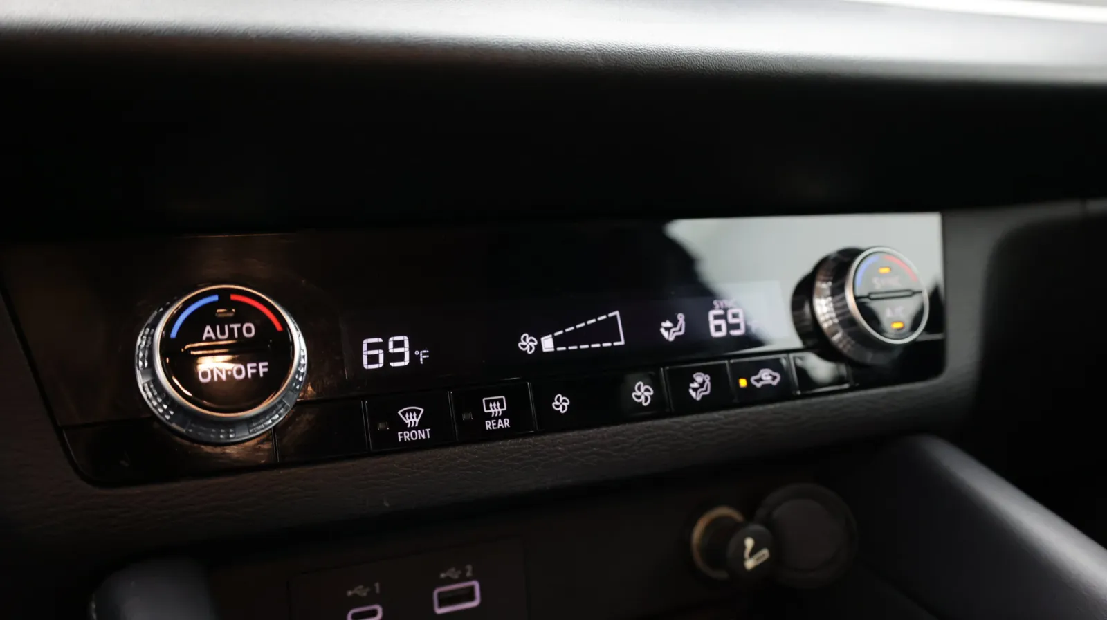 Mitsubishi Outlander photo 19