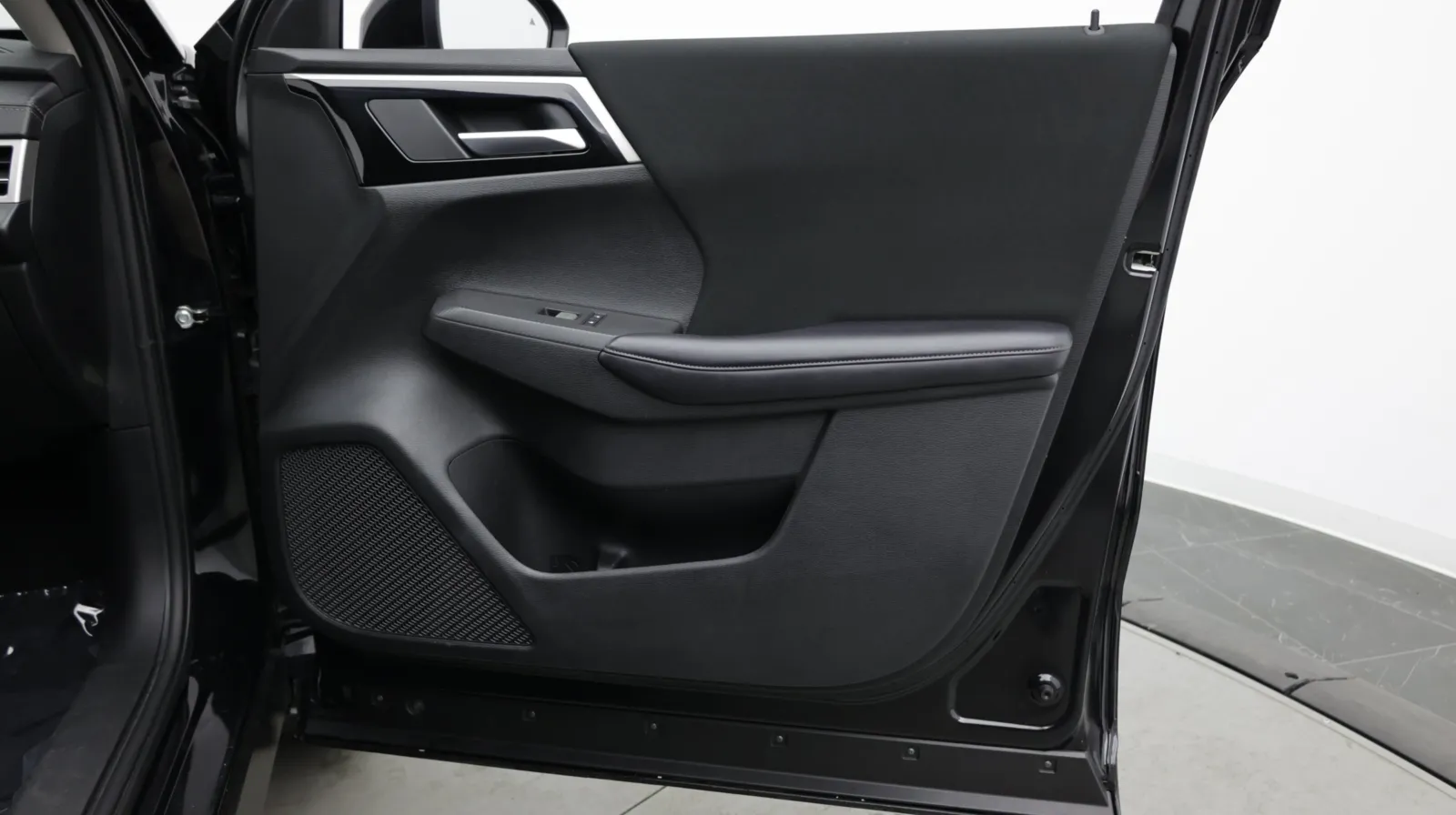 Mitsubishi Outlander photo 36