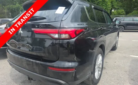 More photos of 2024 Mitsubishi Outlander ES at Auto Boutique Florida, FL