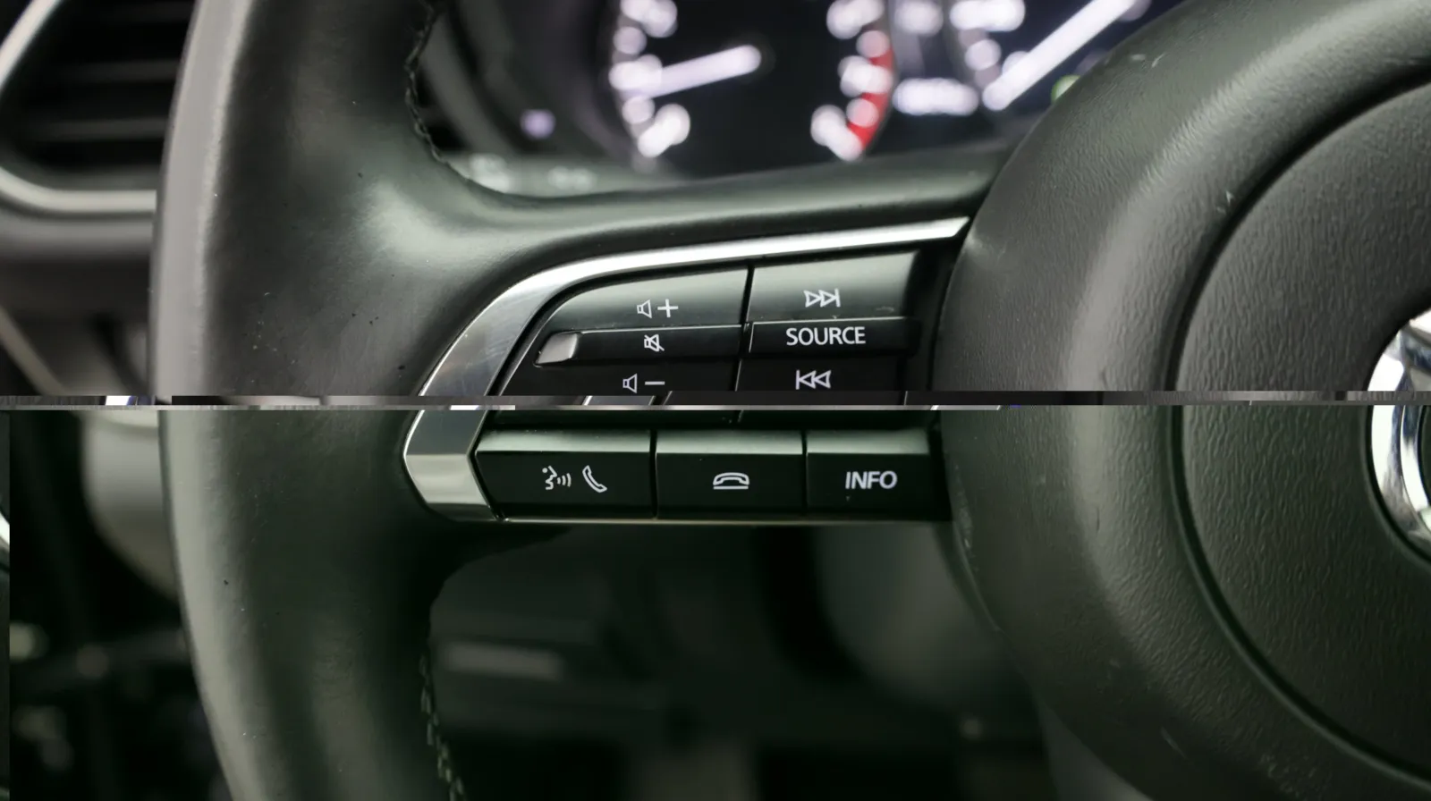 Mazda CX-30 photo 20