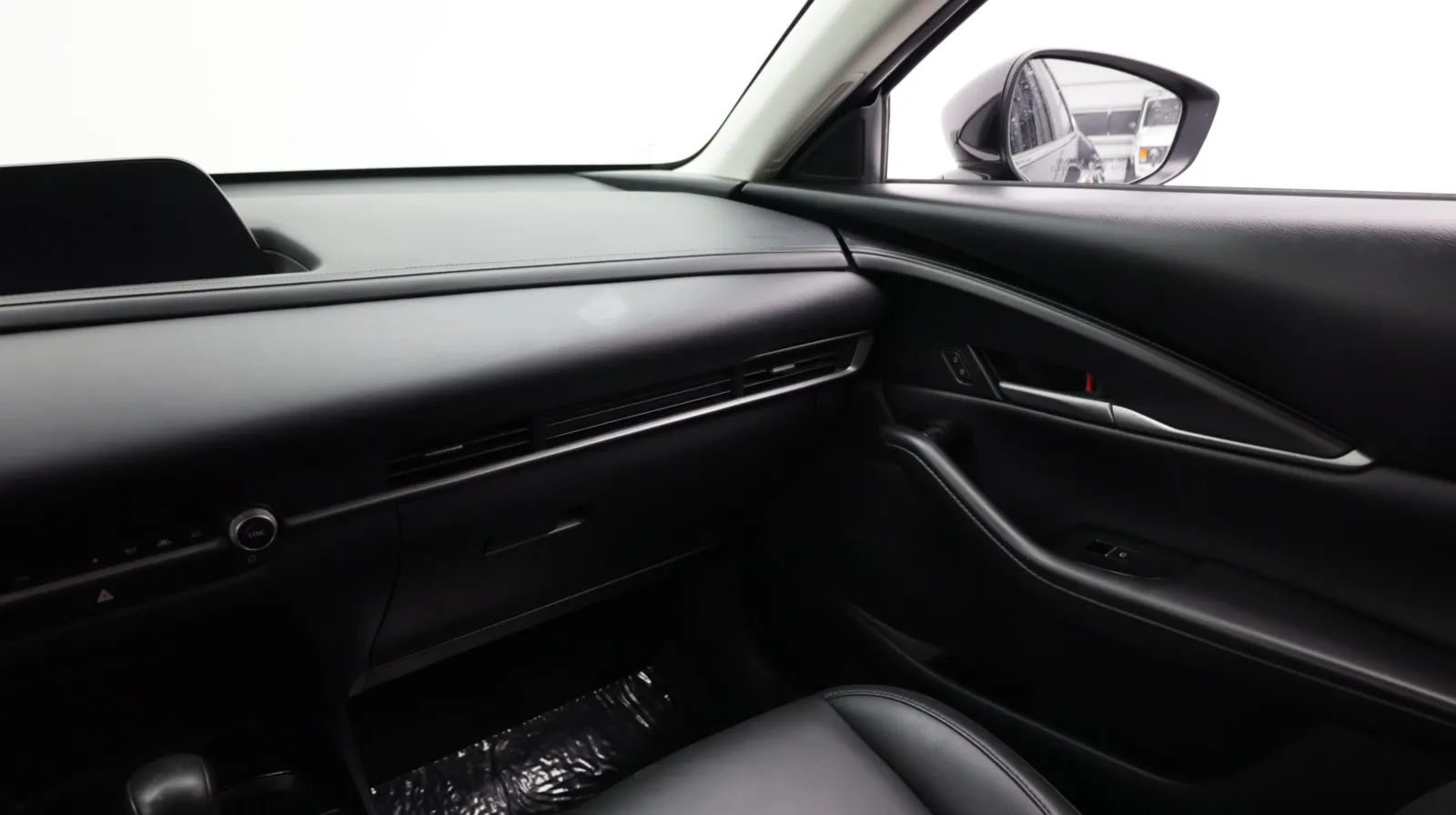 Mazda CX-30 photo 27