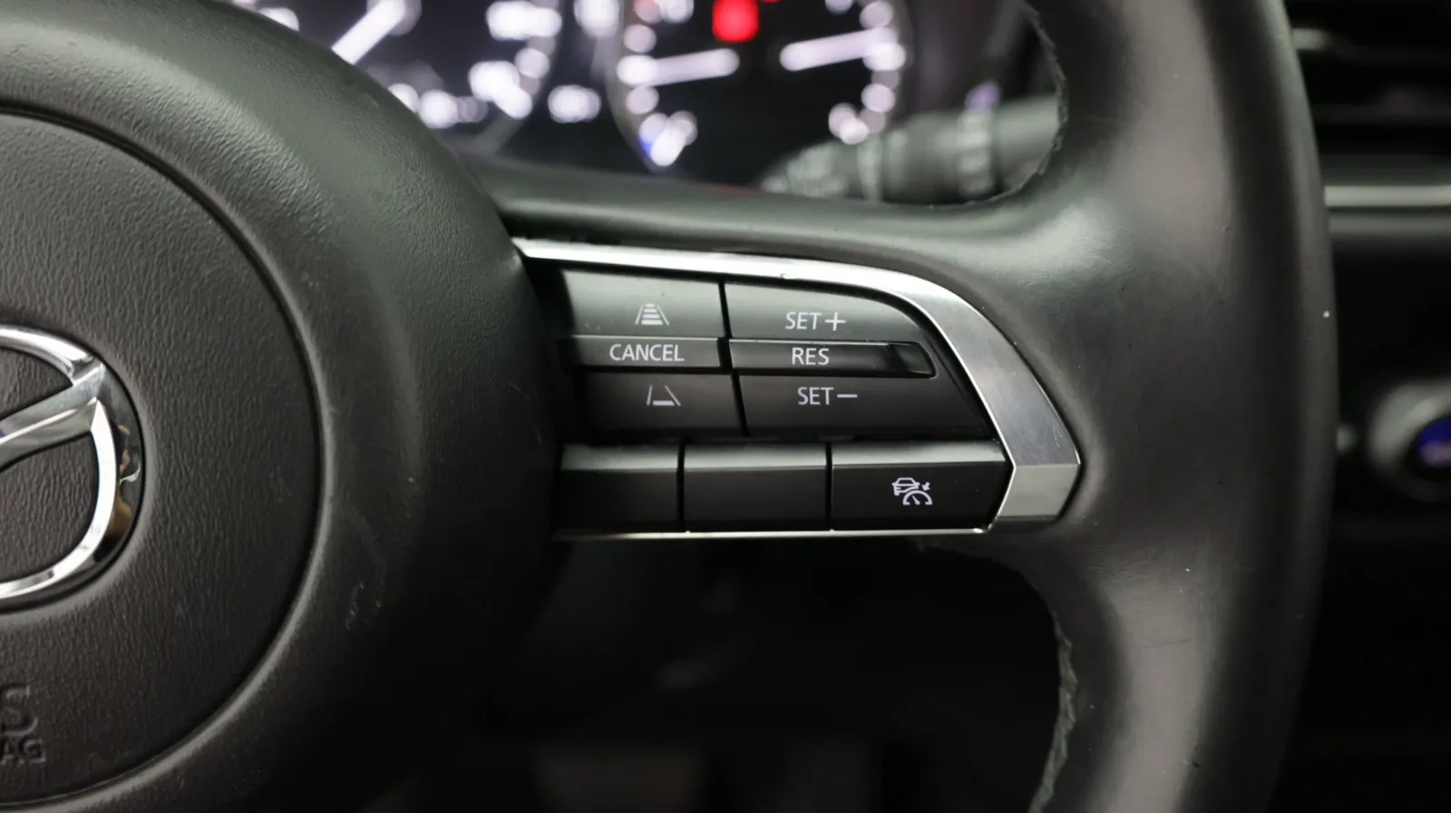 Mazda CX-30 photo 21