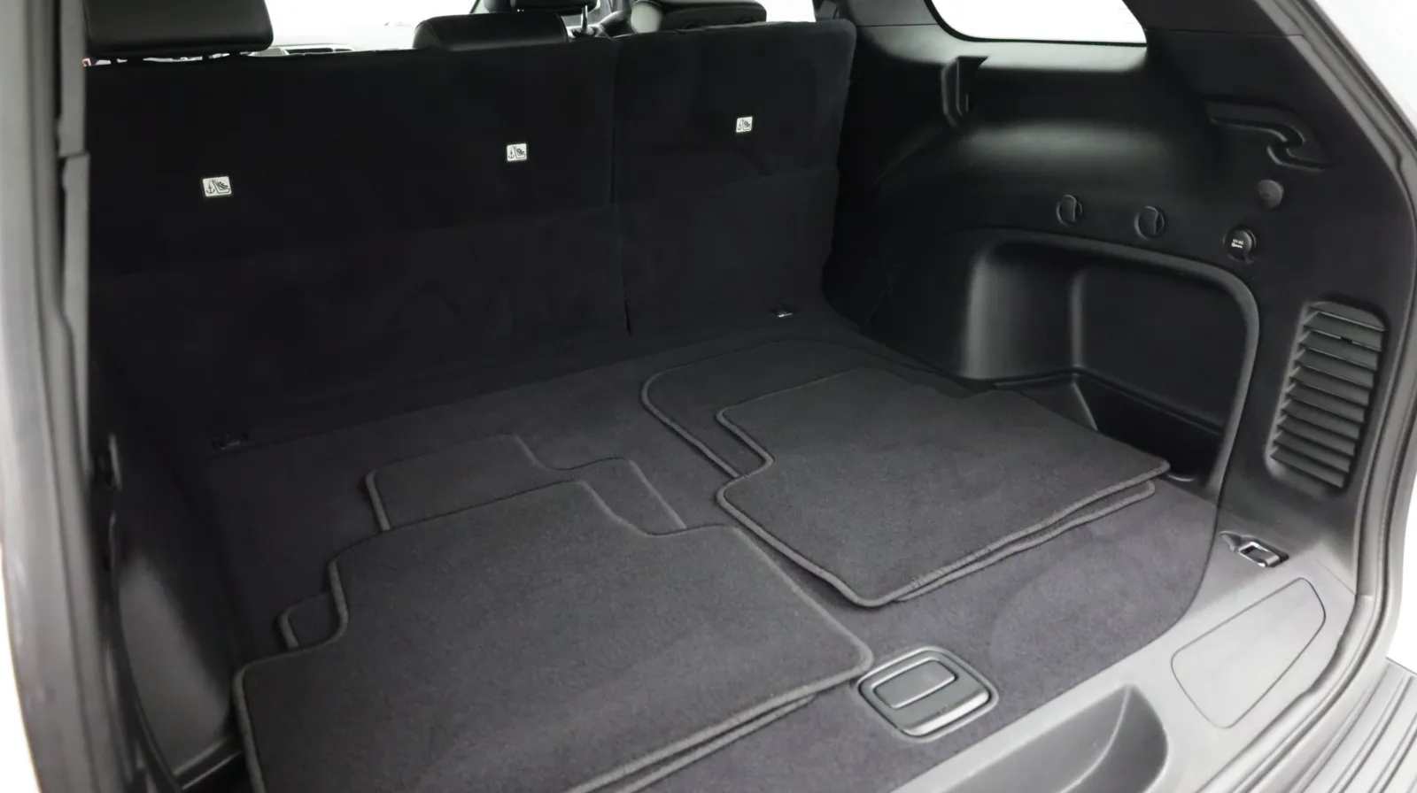 Jeep Grand Cherokee photo 41