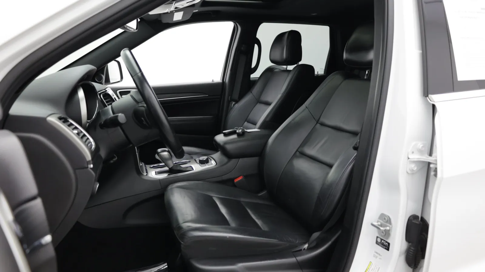 Jeep Grand Cherokee photo 22