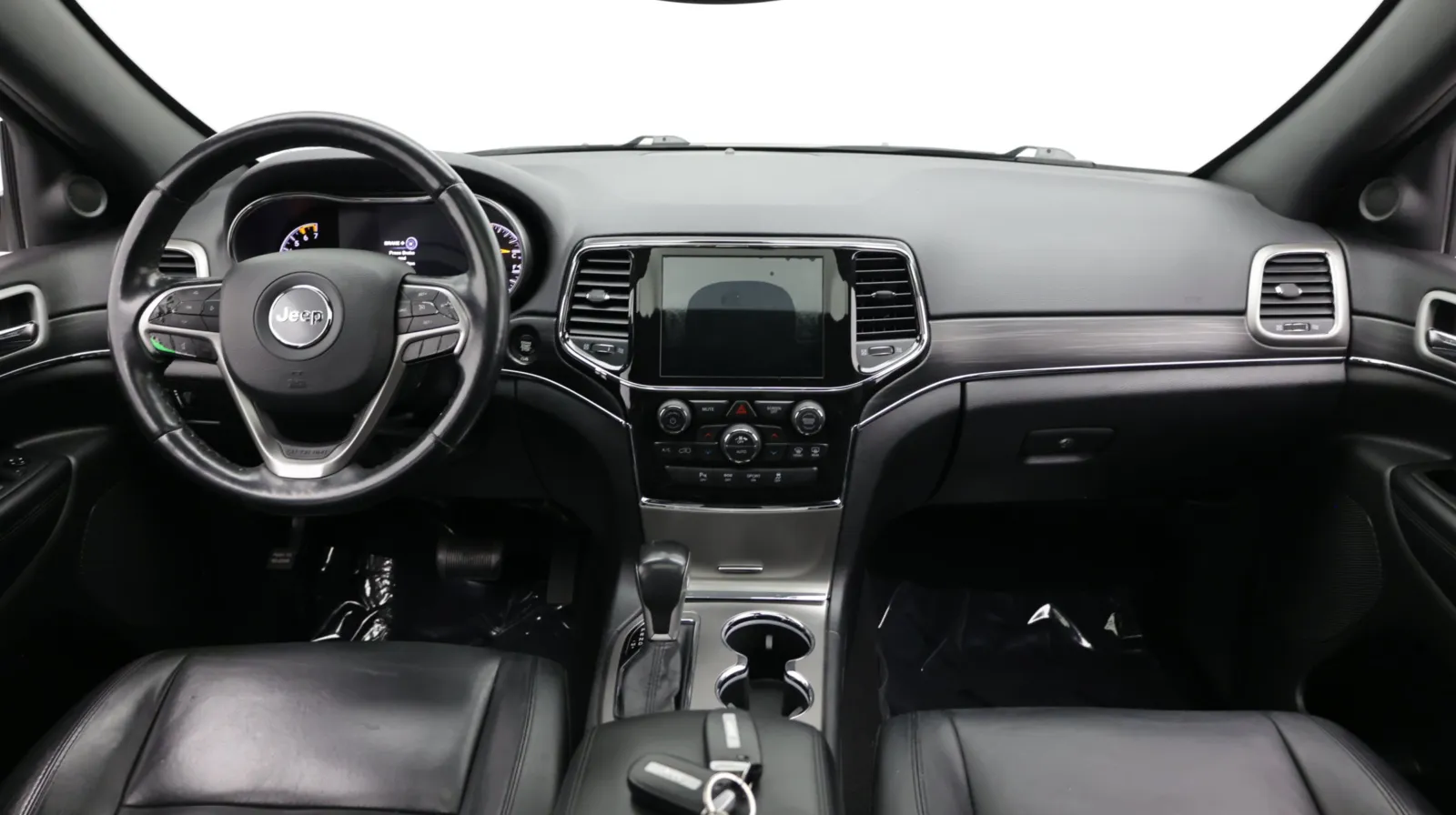 Jeep Grand Cherokee photo 39