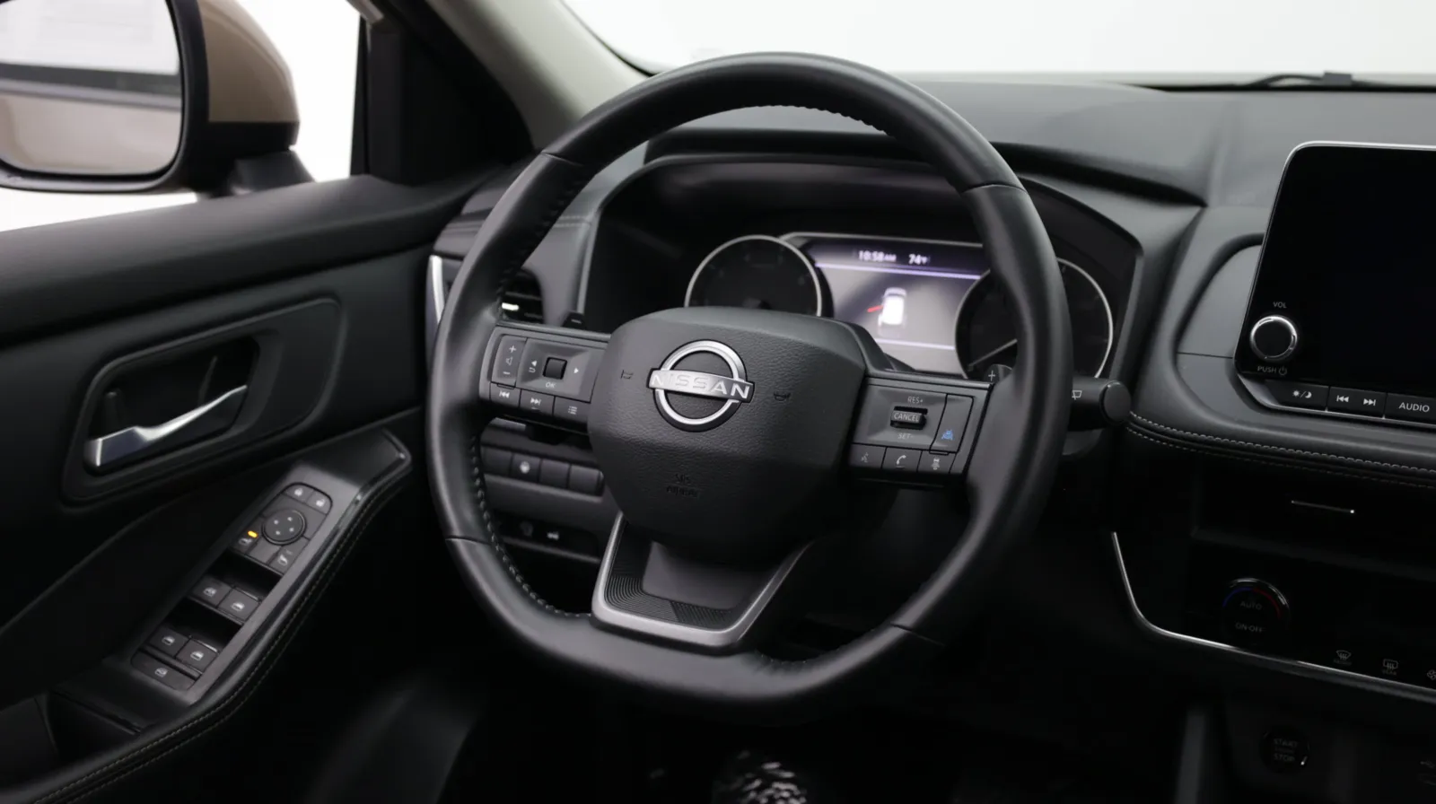 Nissan Rogue photo 35