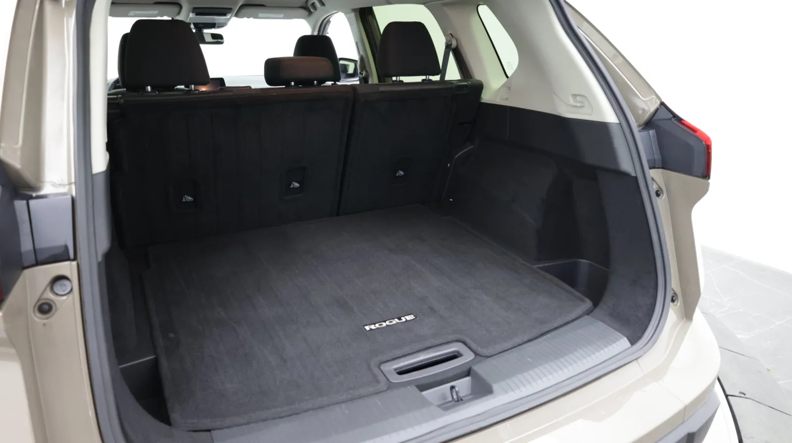 Nissan Rogue photo 38