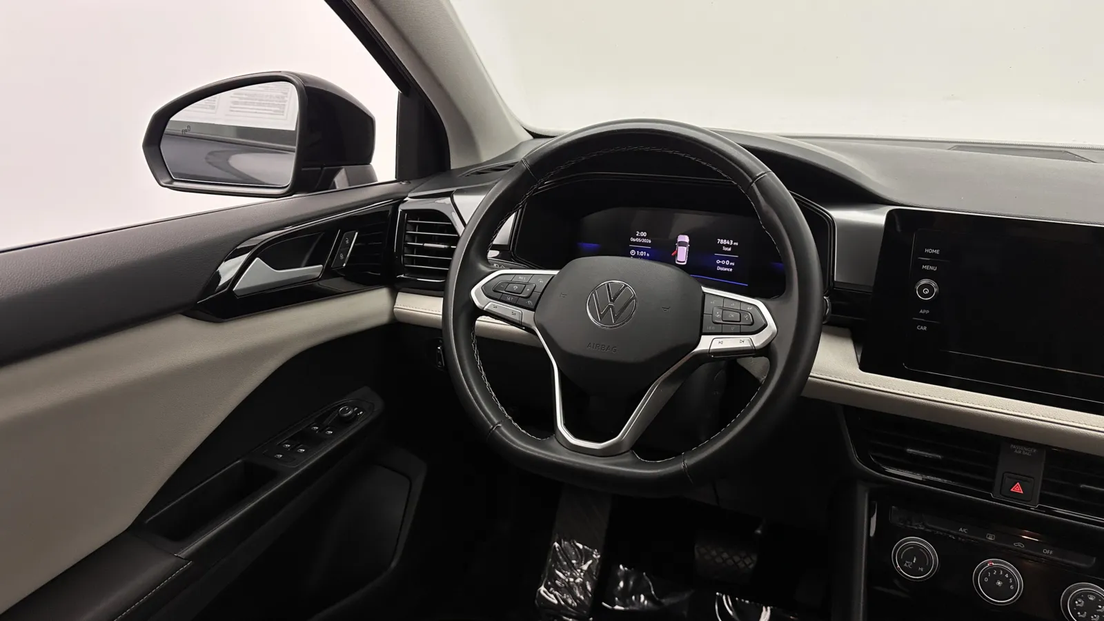 Volkswagen Taos photo 24
