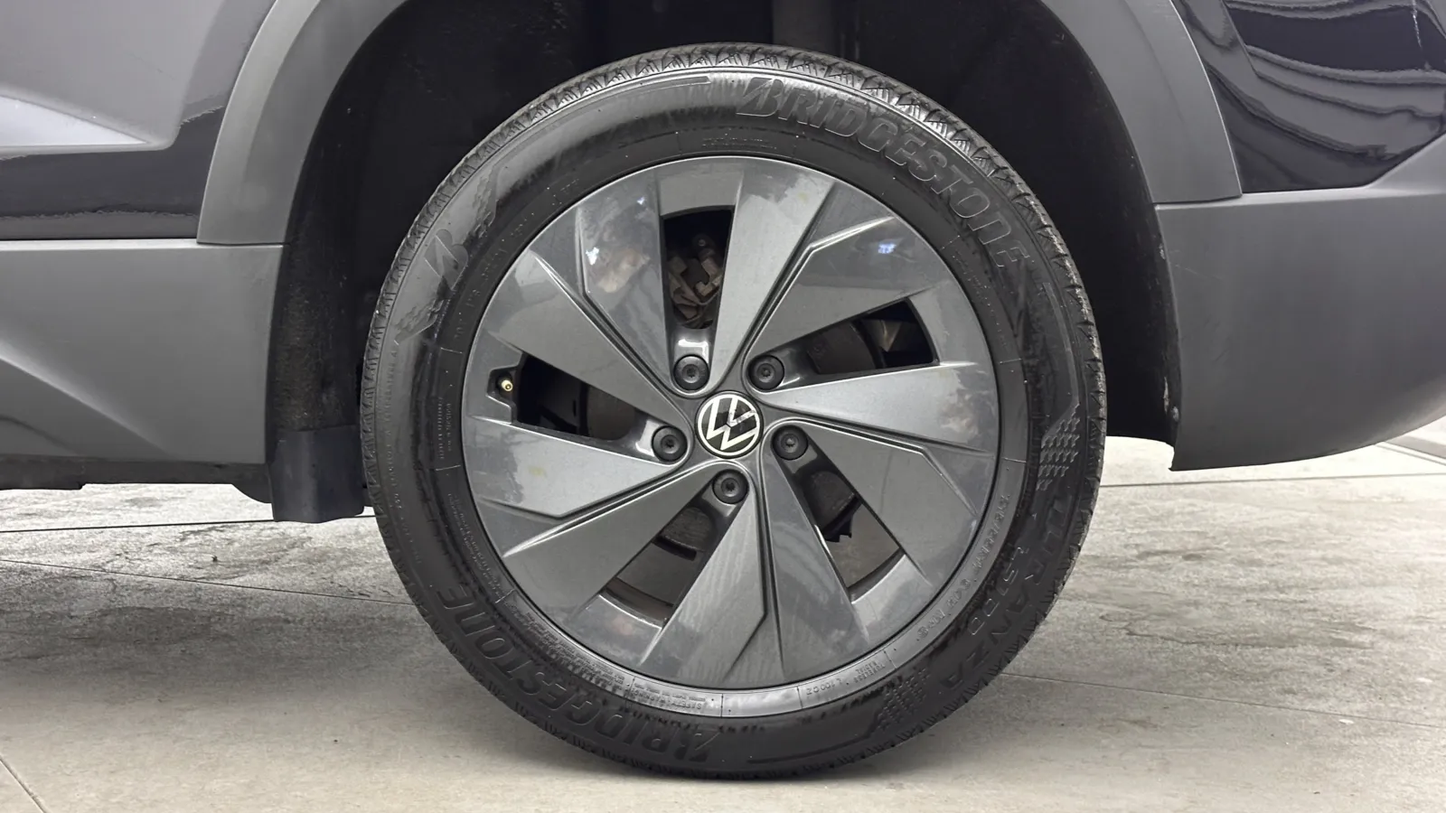 Volkswagen Taos photo 9