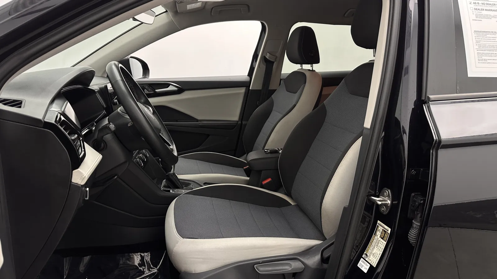 Volkswagen Taos photo 15