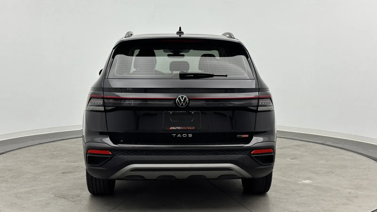 Volkswagen Taos photo 6