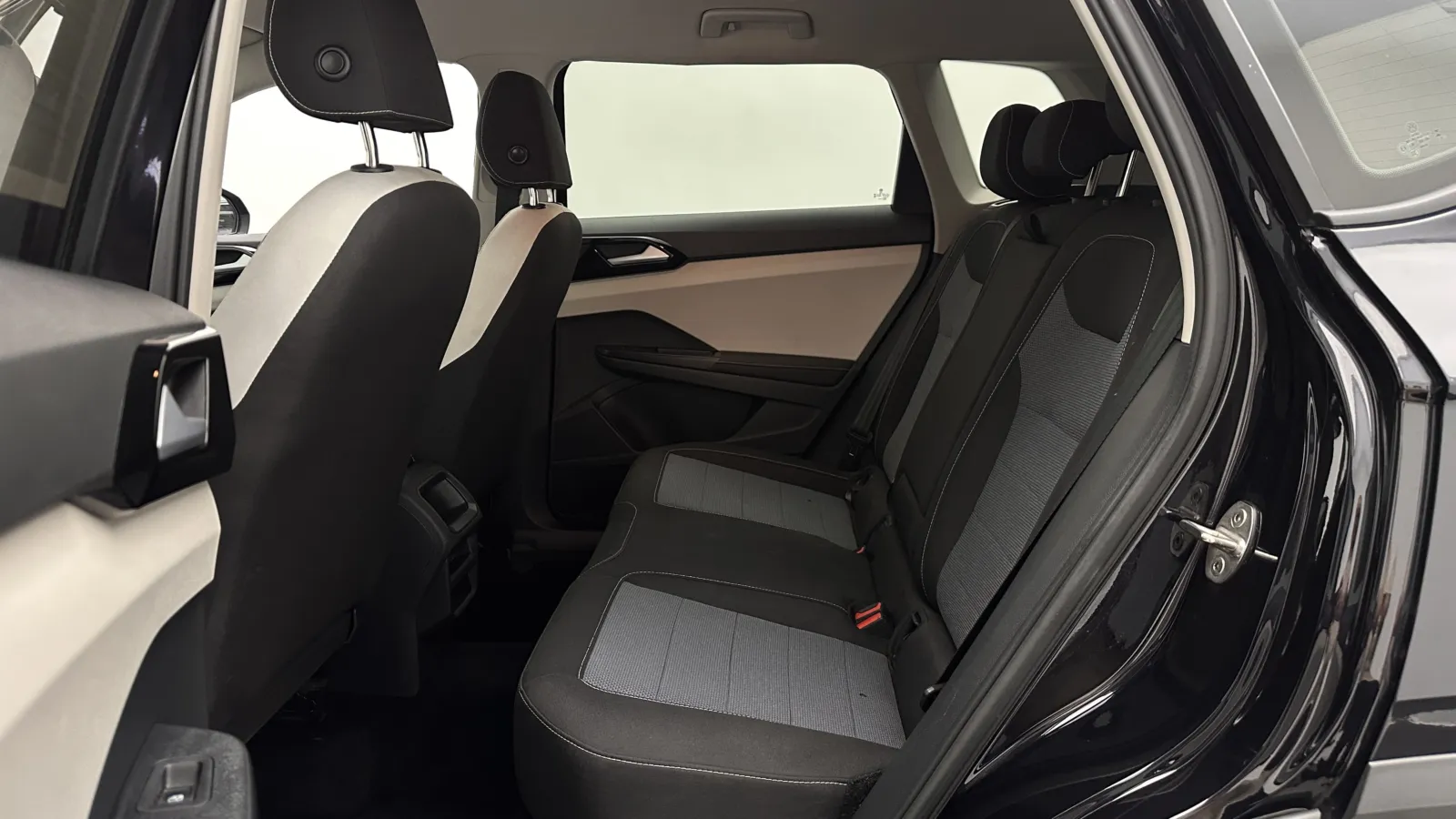 Volkswagen Taos photo 21