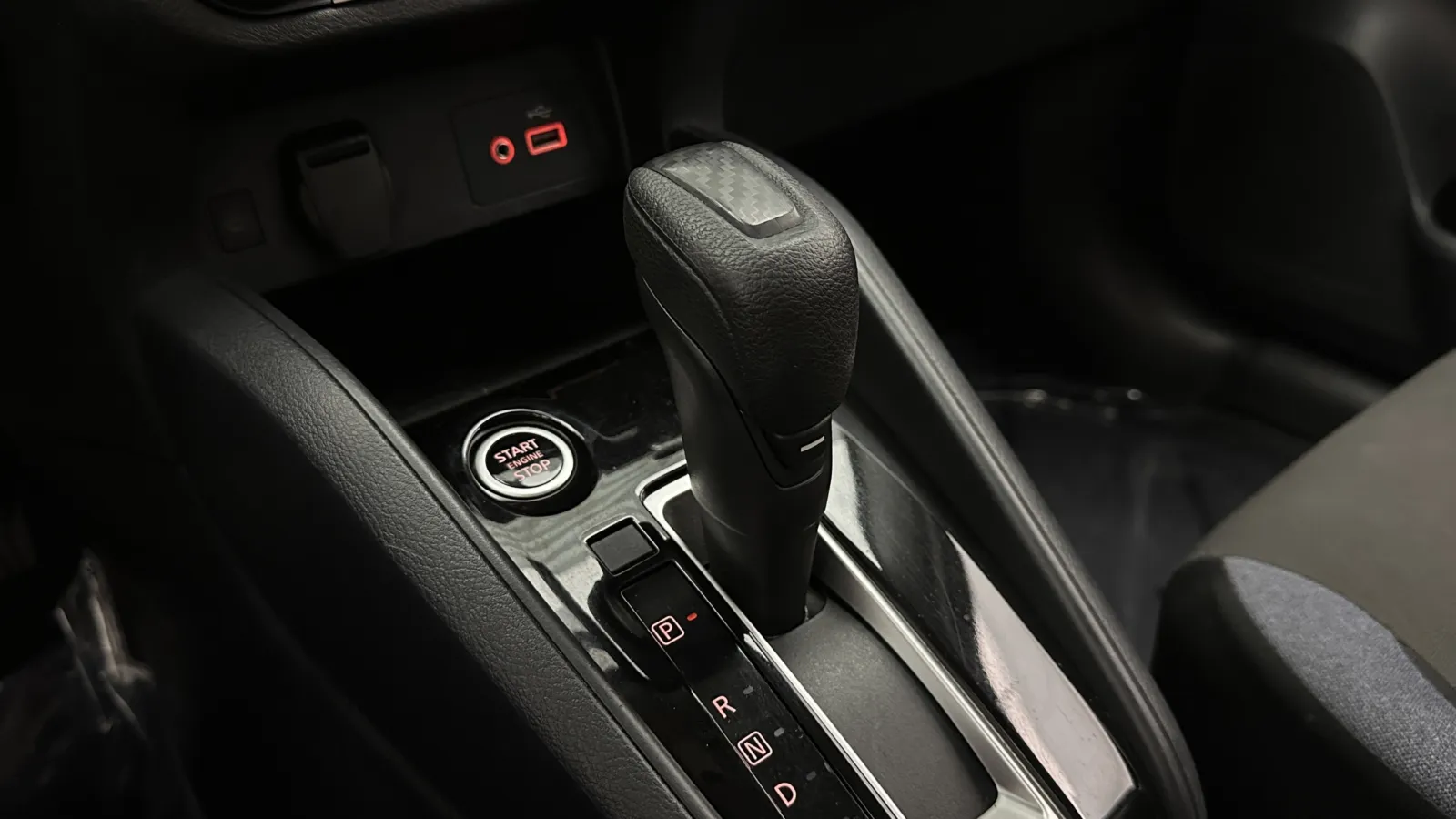 Nissan Versa photo 15